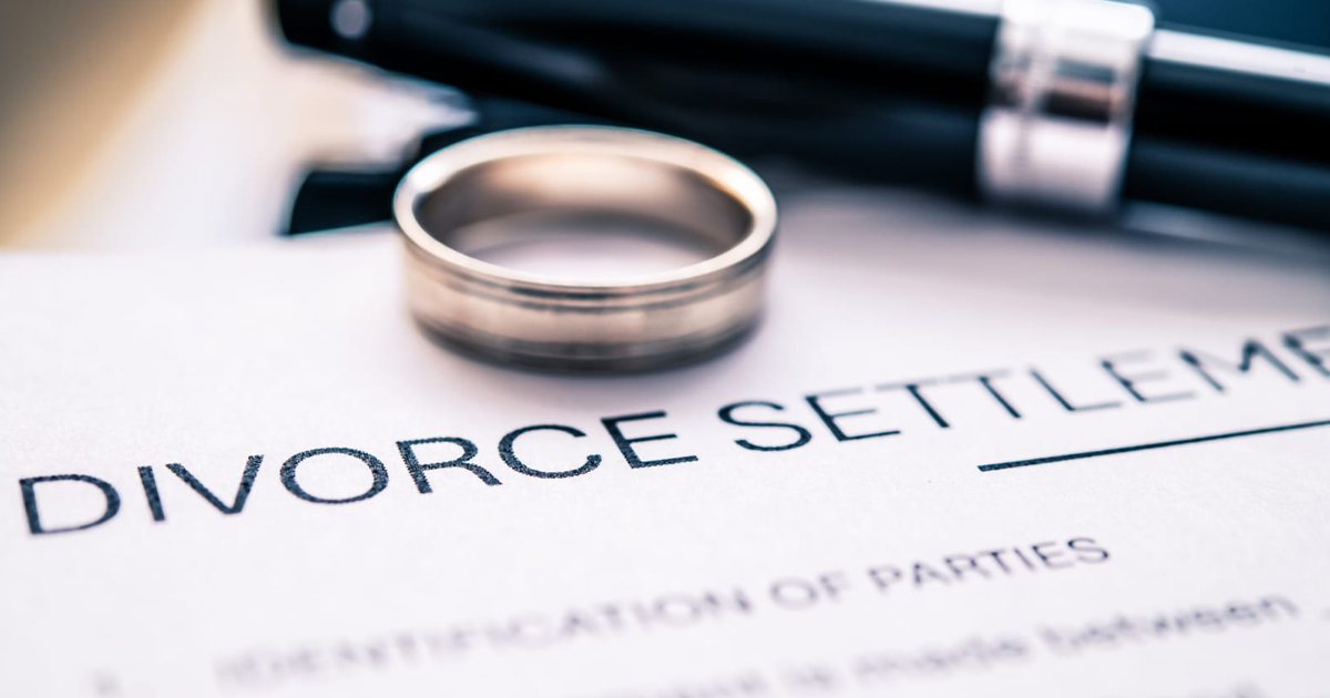 Why So Many Divorces Begin as Battles but End in Settlement